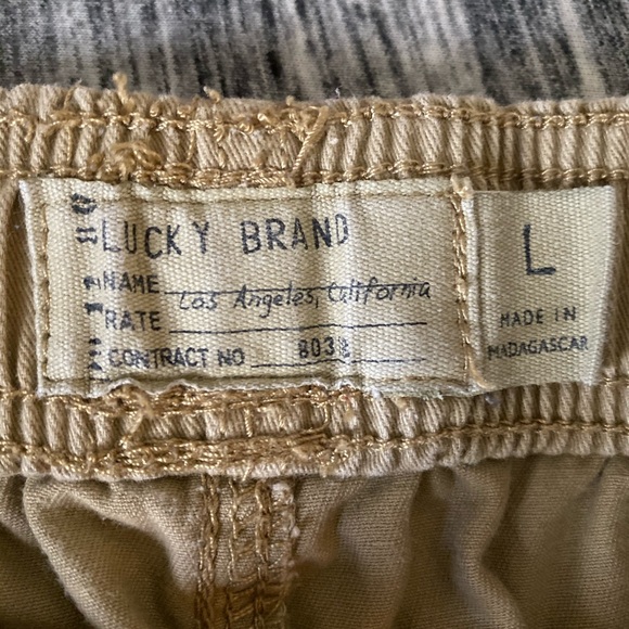 Lucky brand shorts - Picture 3 of 3